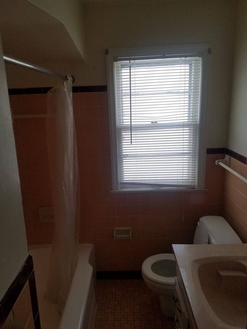 House for rent at 3911 Warrendale, Cleveland, OH 44118