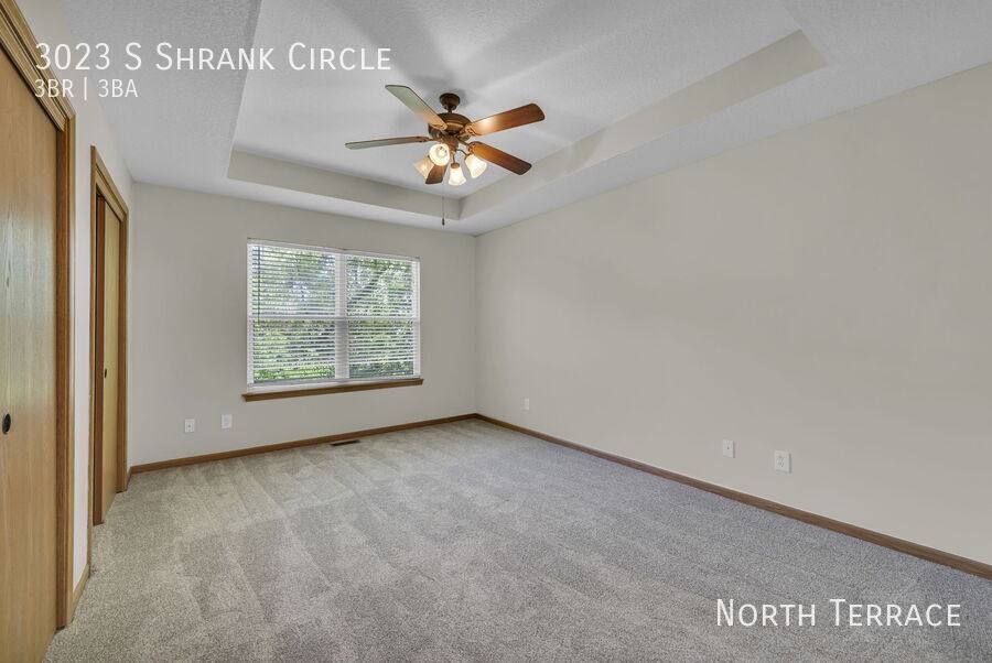 Townhouse for rent at 3023 S Shrank Circle, Independence, MO 64055