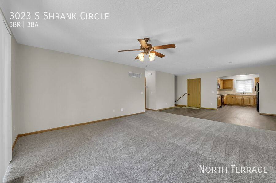 Townhouse for rent at 3023 S Shrank Circle, Independence, MO 64055