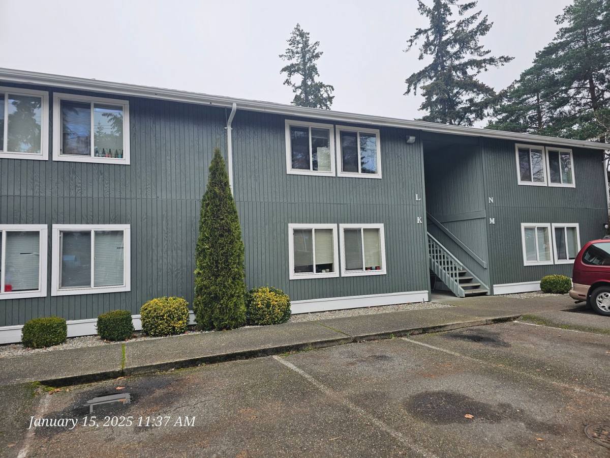 Apartment for rent at 9209 Washington Blvd, Lakewood, WA 98498
