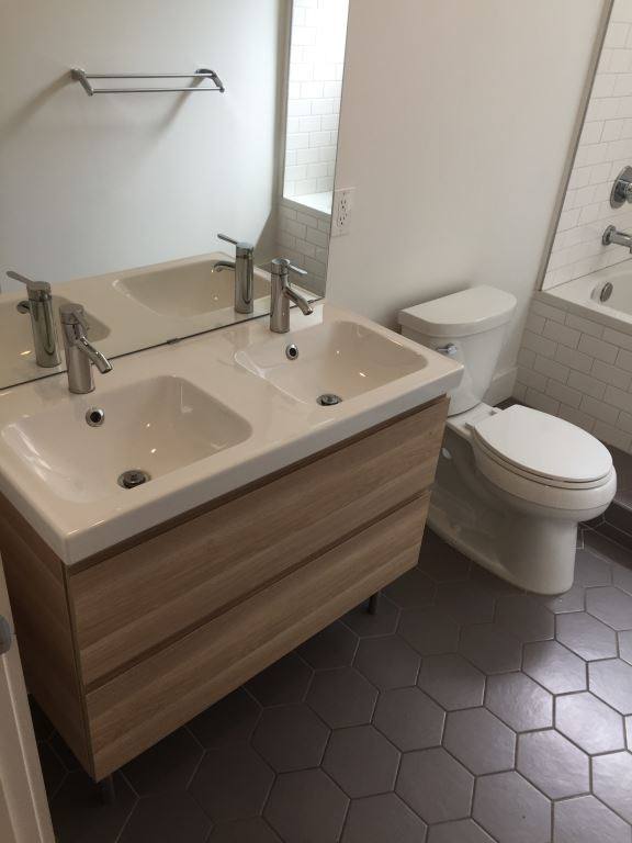 Apartment for rent at 132 N Alvarado St, Los Angeles, CA 90026