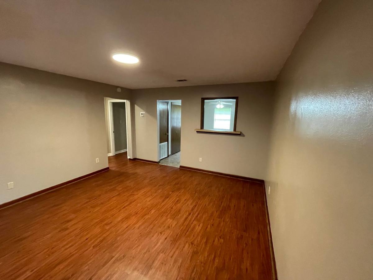 Apartment for rent at 107 Country Lane, Lafayette, LA 70508
