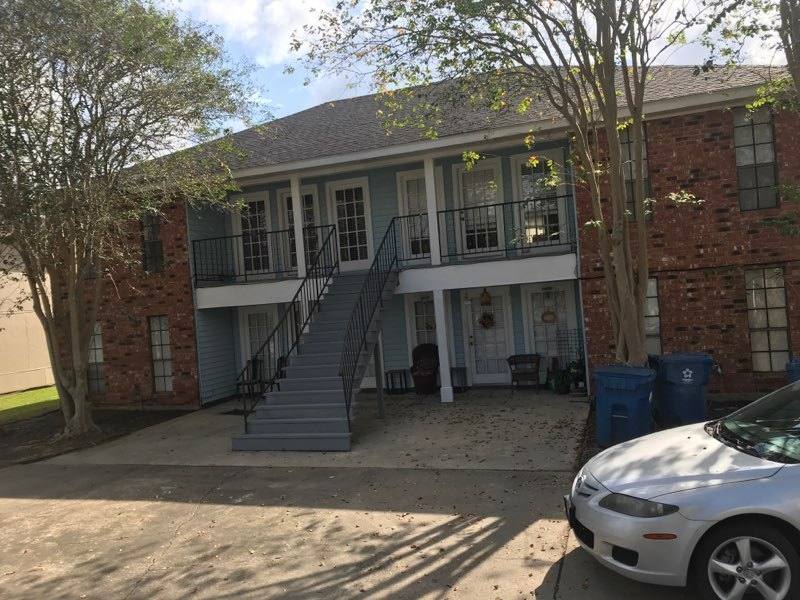 Apartment for rent at 107 Country Lane, Lafayette, LA 70508