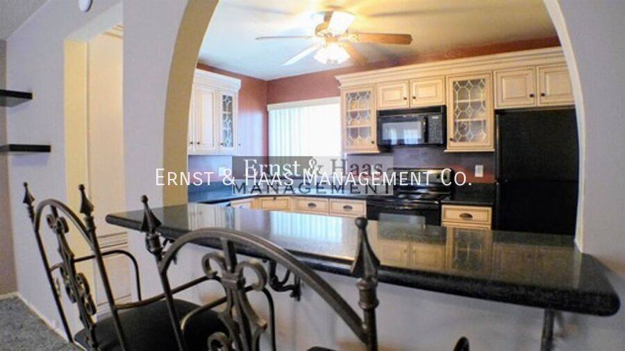 Apartment for rent at 640 E Carson St #5, Long Beach, CA 90807