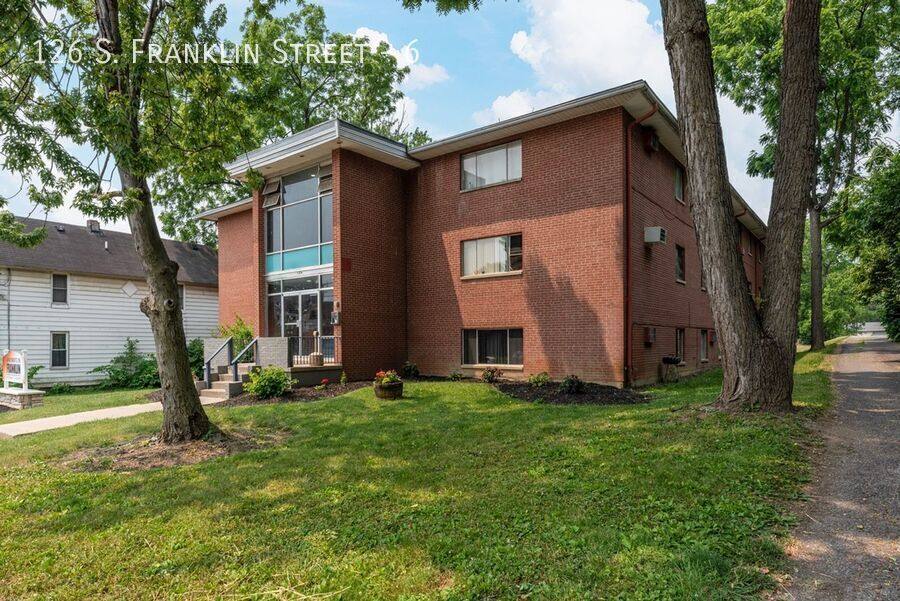 Apartment for rent at 126 S Franklin St #6, Delaware, OH 43015