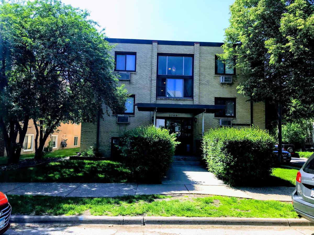 Apartment for rent at 2700 Humboldt Ave S, Minneapolis, MN 55408