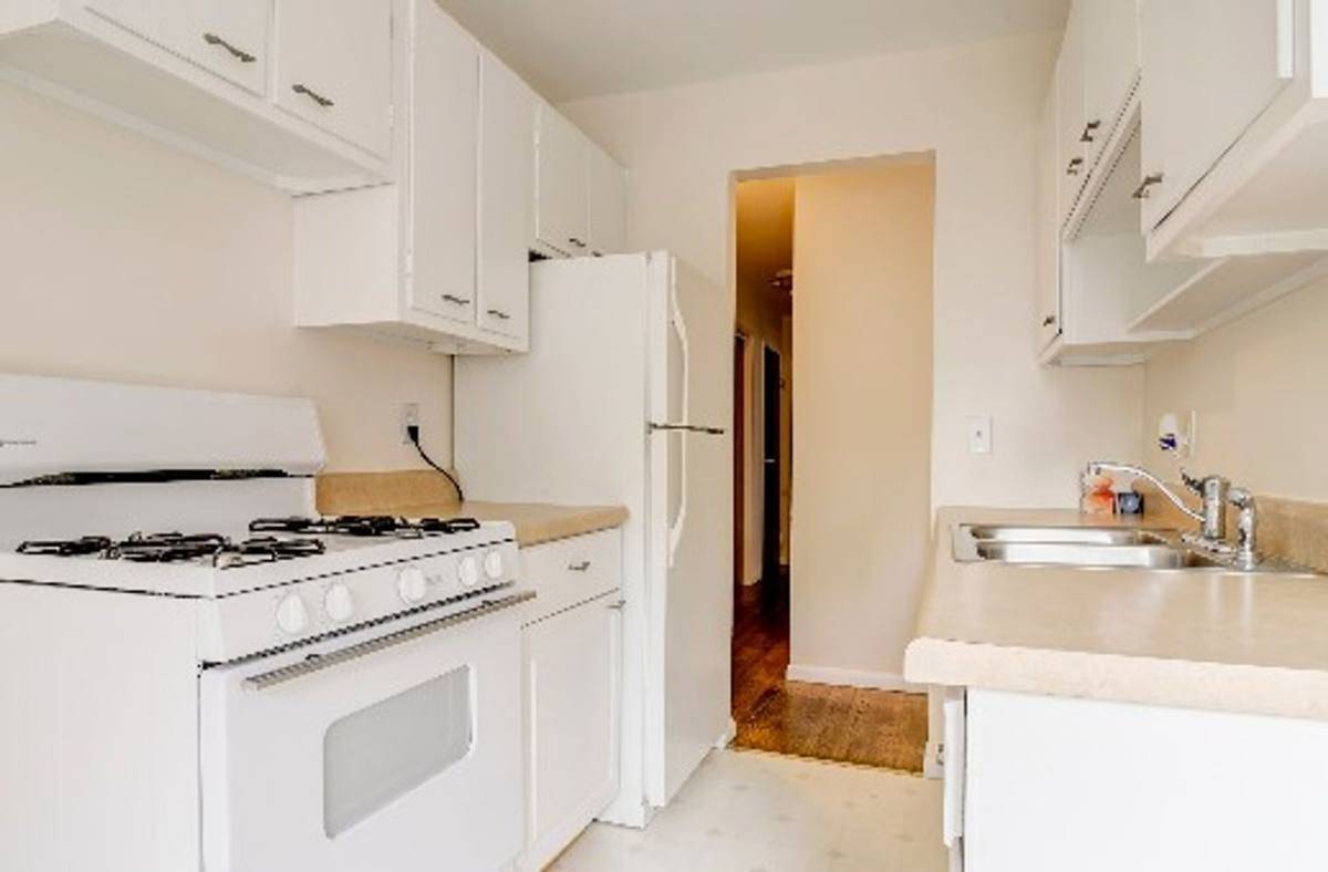 Apartment for rent at 701 University Ave SE, Minneapolis, MN 55414