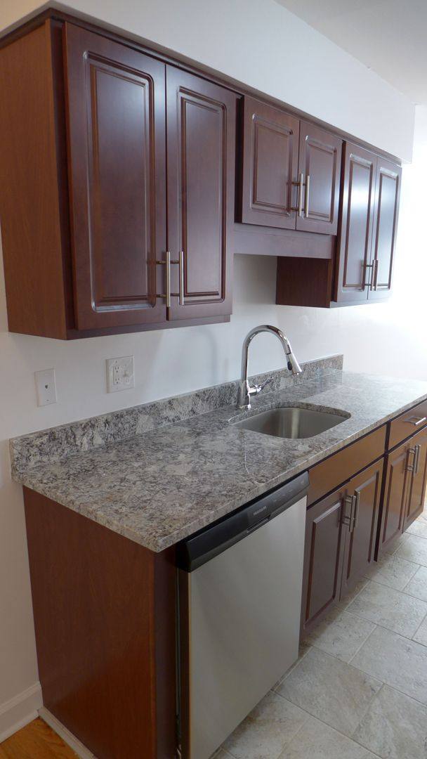 Apartment for rent at 5250 N Sheridan Rd, Chicago, IL 60640