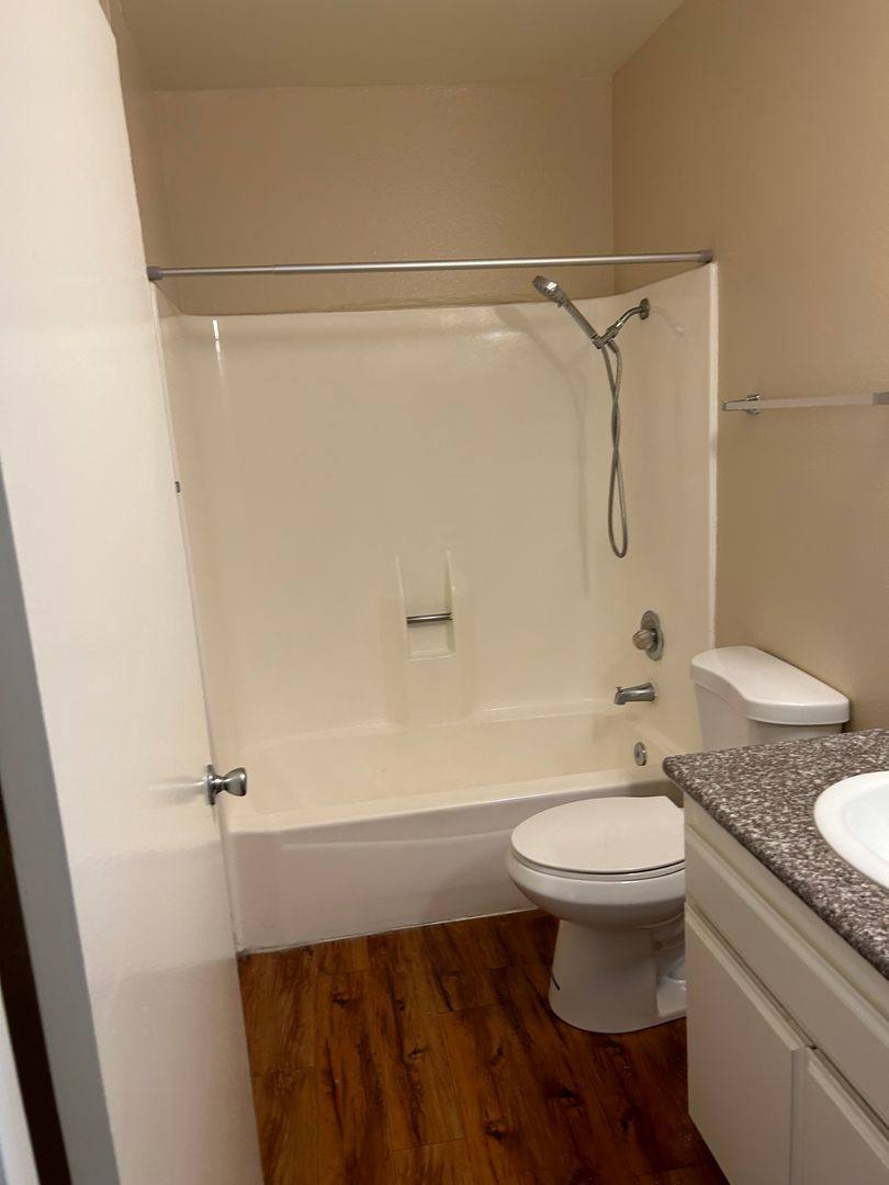 Apartment for rent at 15421 Van Buren St, Midway City, CA 92655
