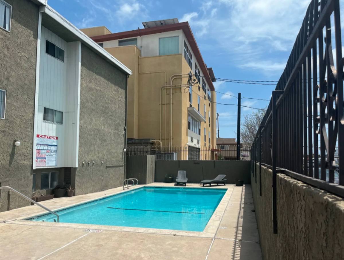 Apartment for rent at 15421 Van Buren St, Midway City, CA 92655