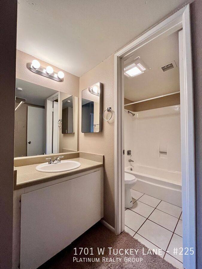 Condo for rent at 1701 W Tuckey Lane #225, Phoenix, AZ 85015