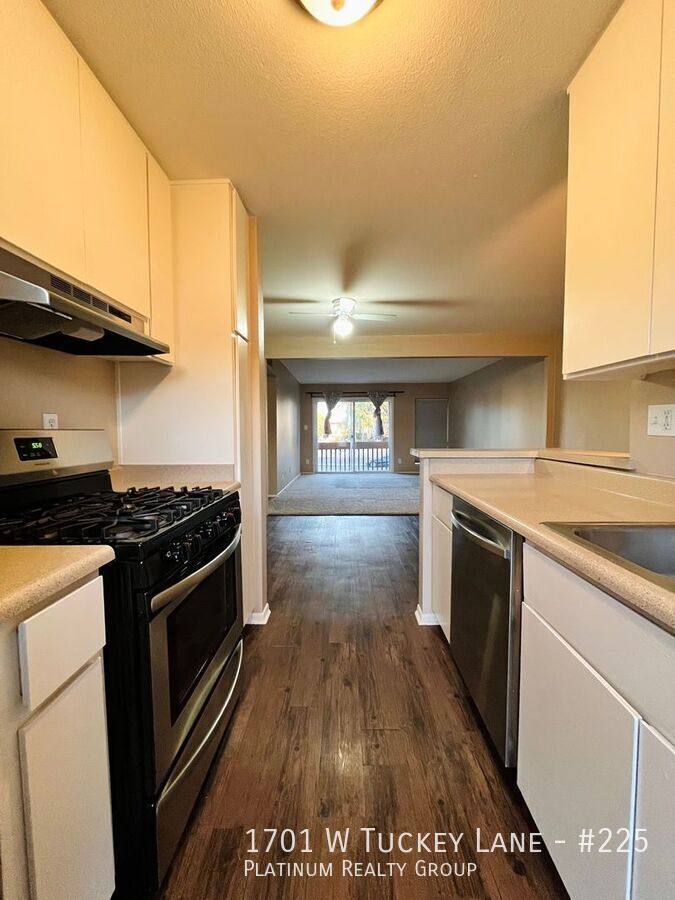 Condo for rent at 1701 W Tuckey Lane #225, Phoenix, AZ 85015