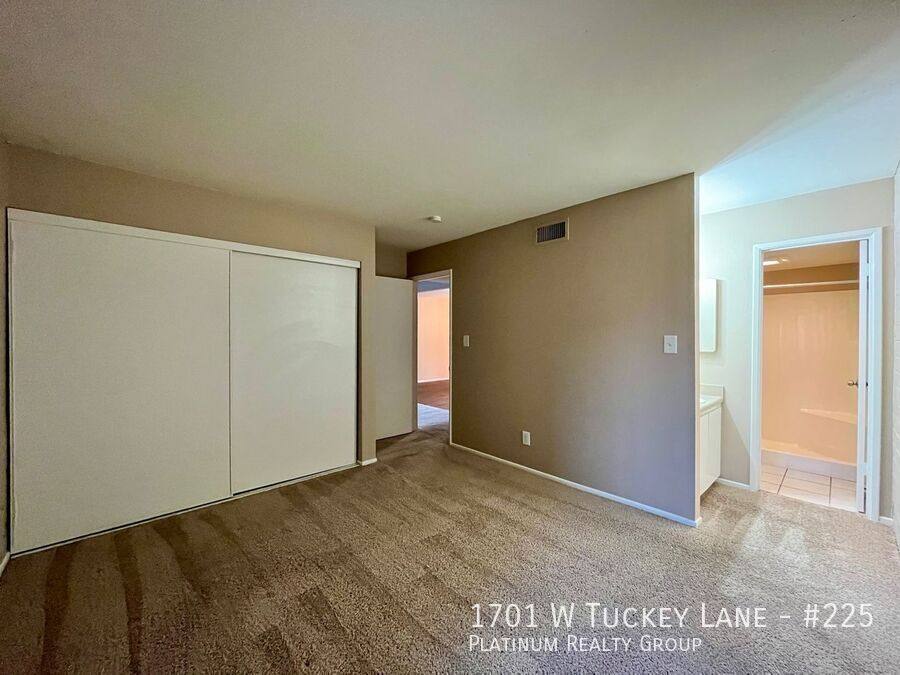 Condo for rent at 1701 W Tuckey Lane #225, Phoenix, AZ 85015