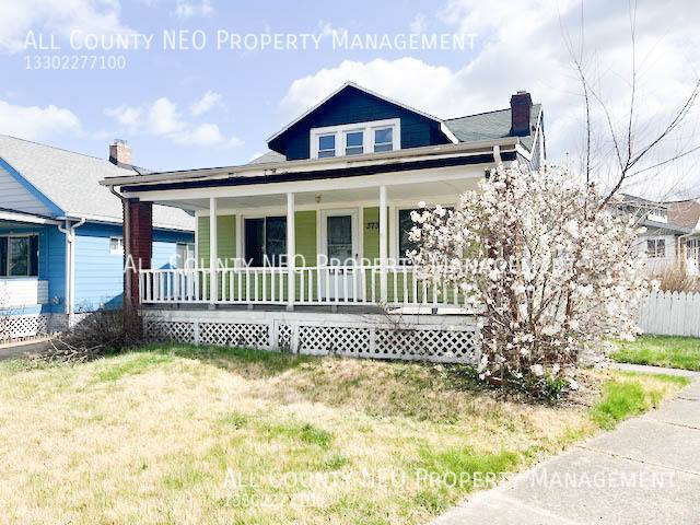 House for rent at 3733 W 128th St, Cleveland, OH 44111