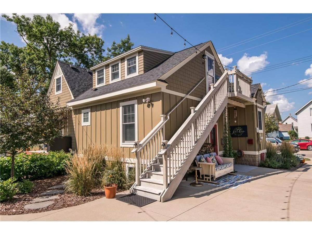 Apartment for rent at 538 4th Ave NW, Rochester, MN 55901
