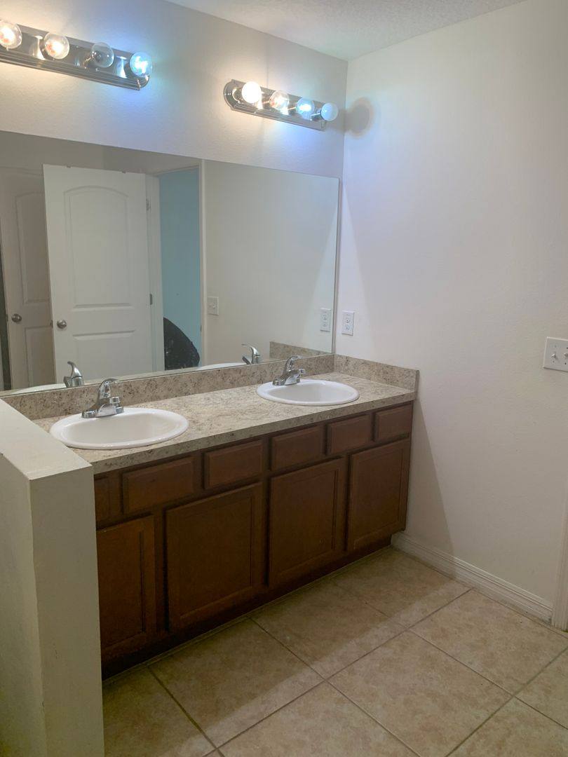House for rent at 5725 Lacar Way, Lakeland, FL 33805