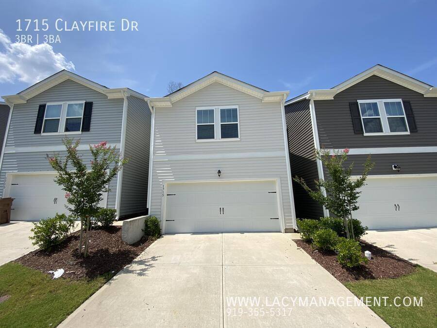 Townhouse for rent at 1715 Clayfire Dr, Cary, NC 27519