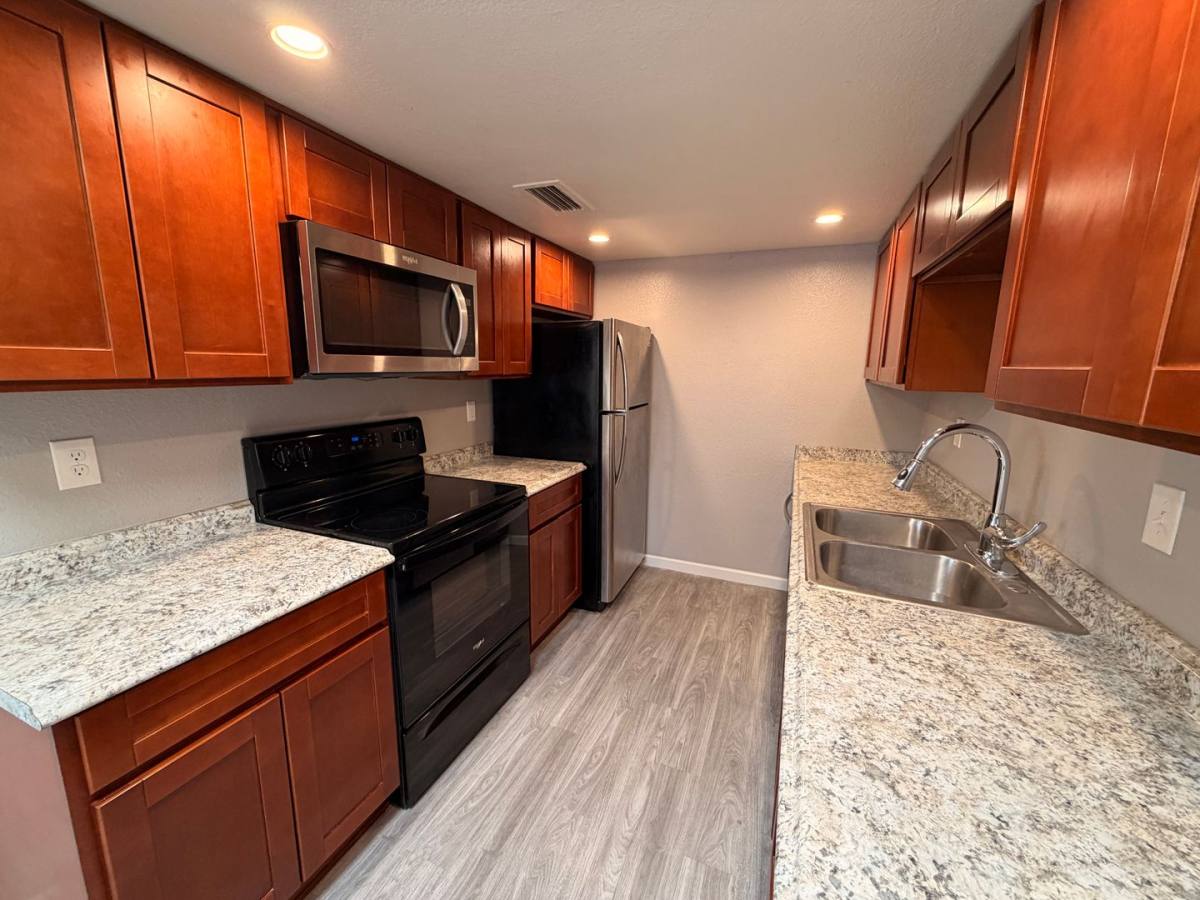 Apartment for rent at 6527 - 6541 N, Glendale, AZ 85301