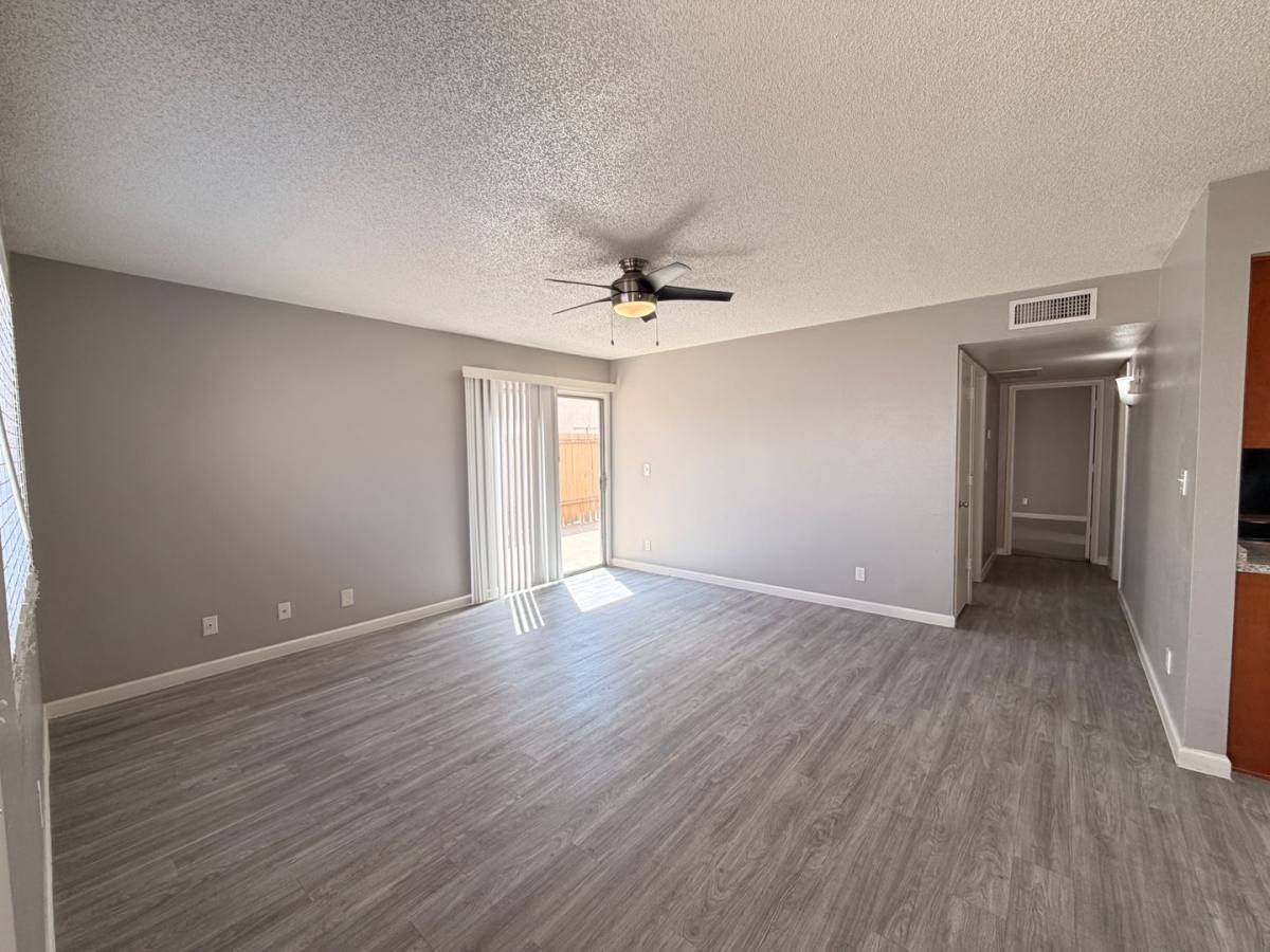 Apartment for rent at 6527 - 6541 N, Glendale, AZ 85301
