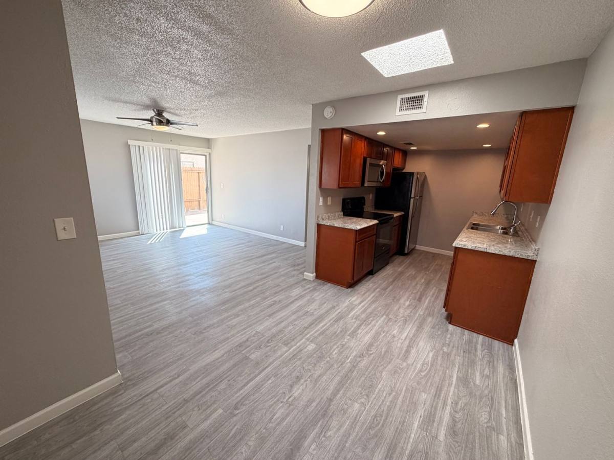 Apartment for rent at 6527 - 6541 N, Glendale, AZ 85301