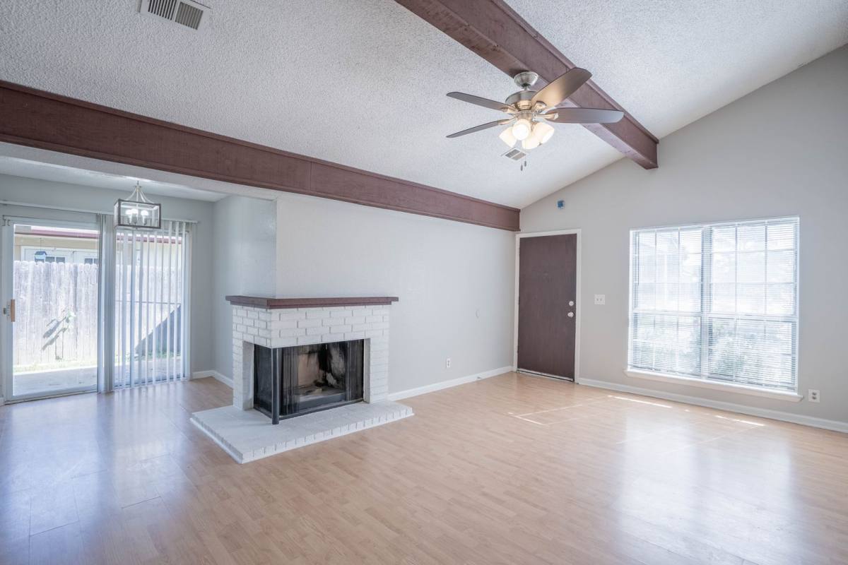 House for rent at 1448 S 108th E Place, Tulsa, OK 74128