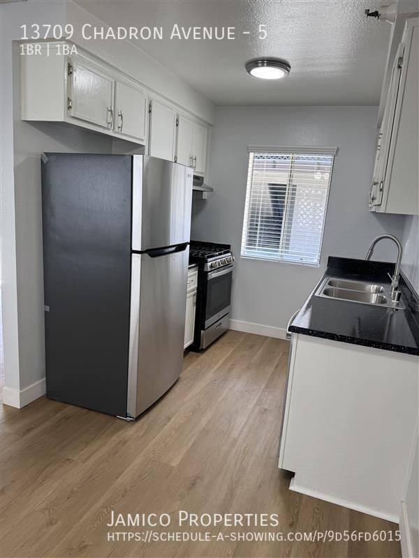 House for rent at 13709 Chadron Ave #5, Hawthorne, CA 90250
