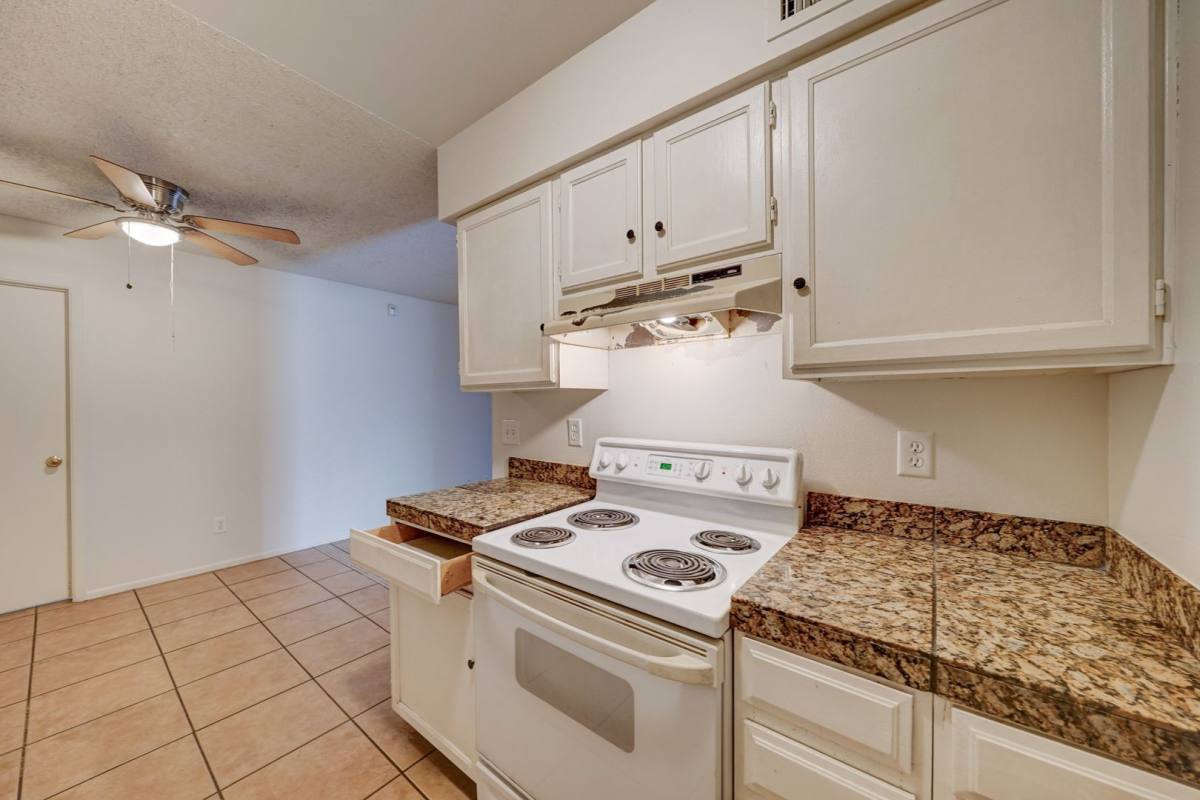 House for rent at 5736 N 68th Dr, Glendale, AZ 85303