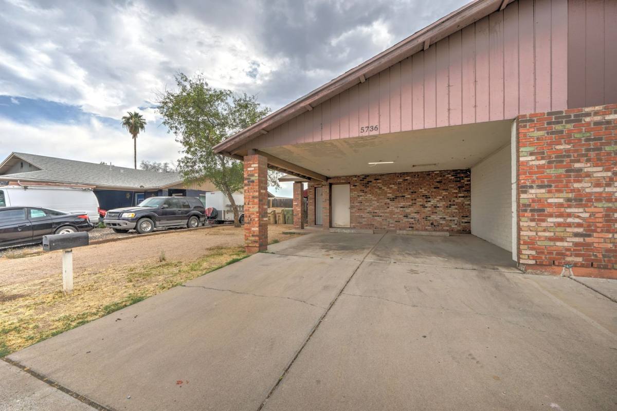House for rent at 5736 N 68th Dr, Glendale, AZ 85303