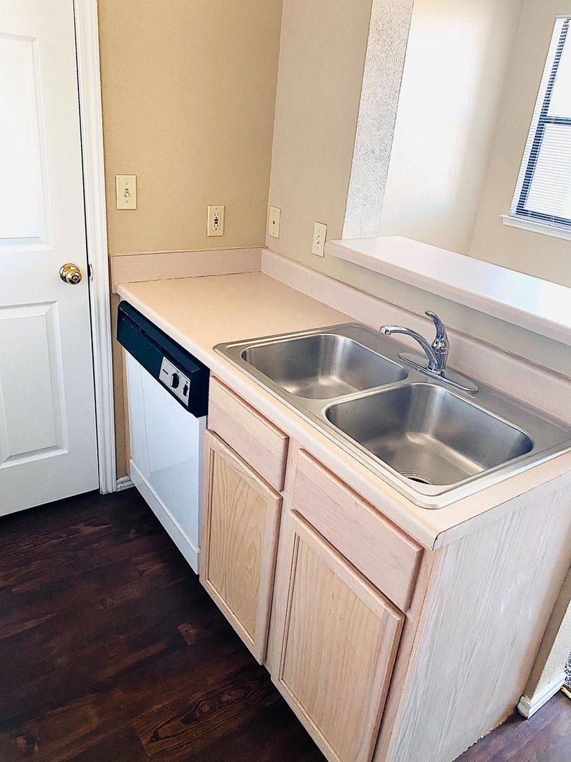 Apartment for rent at 5917 67th St, Lubbock, TX 79424