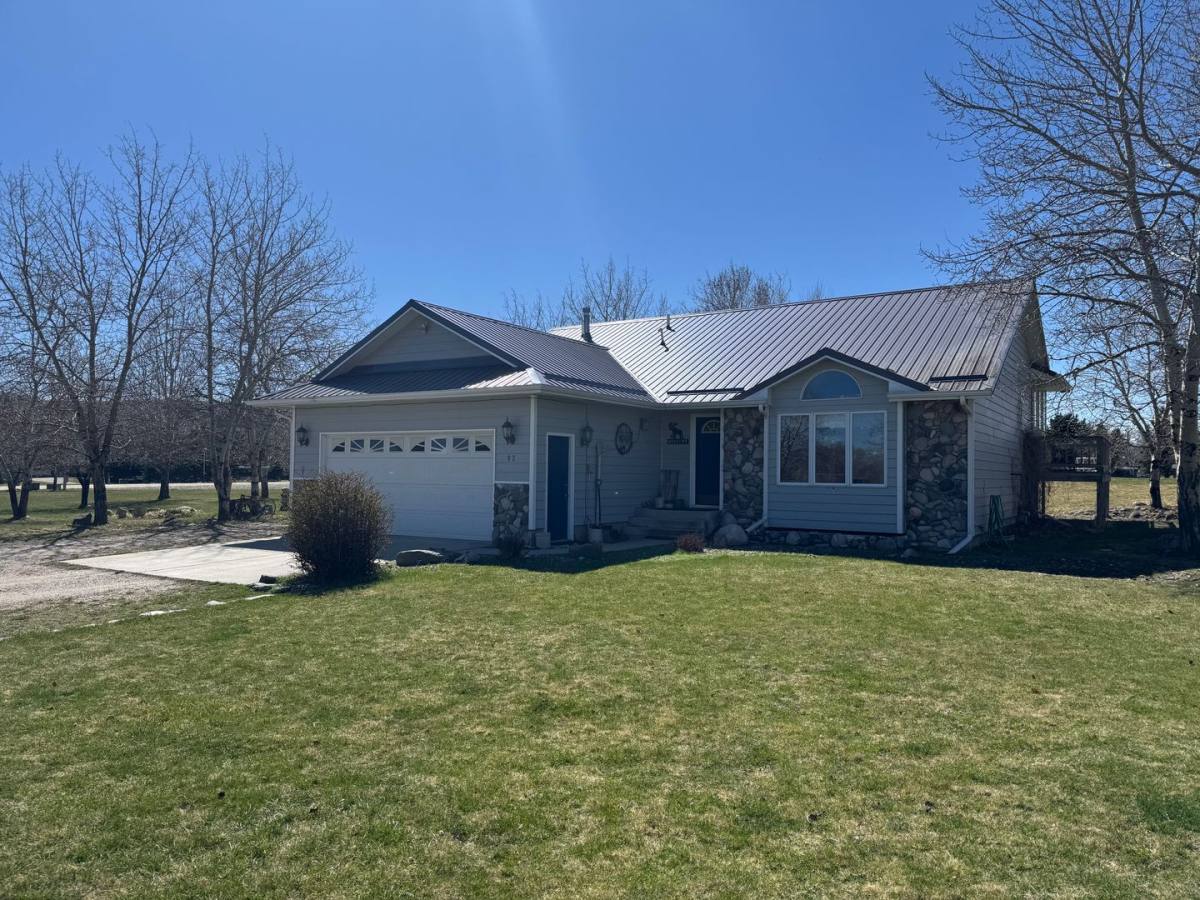 House for rent at 82 Stillwater Dr, Absarokee, MT 59001