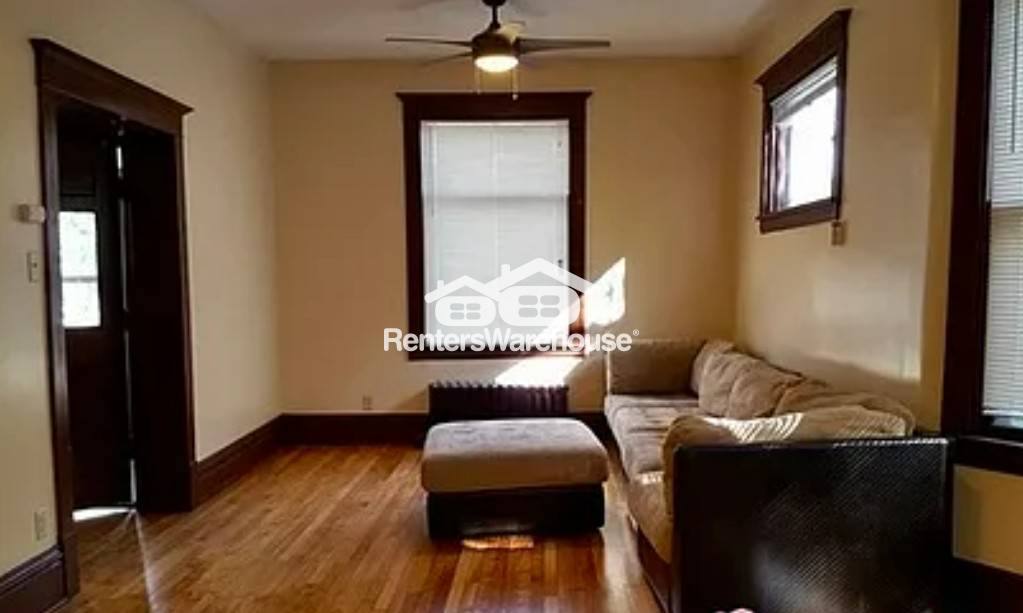 House for rent at 519 Penn Ave N, Minneapolis, MN 55405