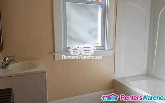 House for rent at 519 Penn Ave N, Minneapolis, MN 55405