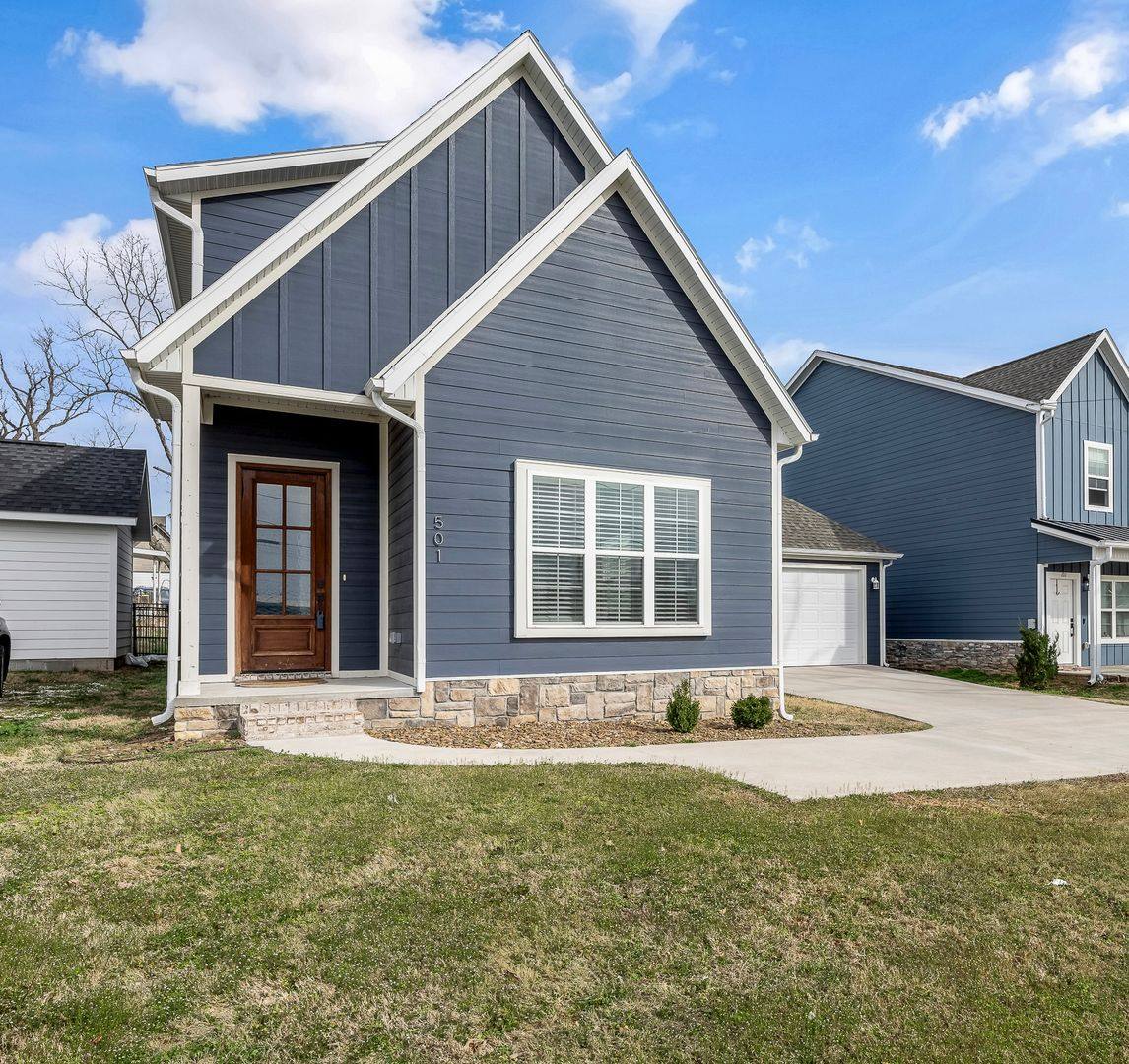 House for rent at 501 S 7th St, Rogers, AR 72756