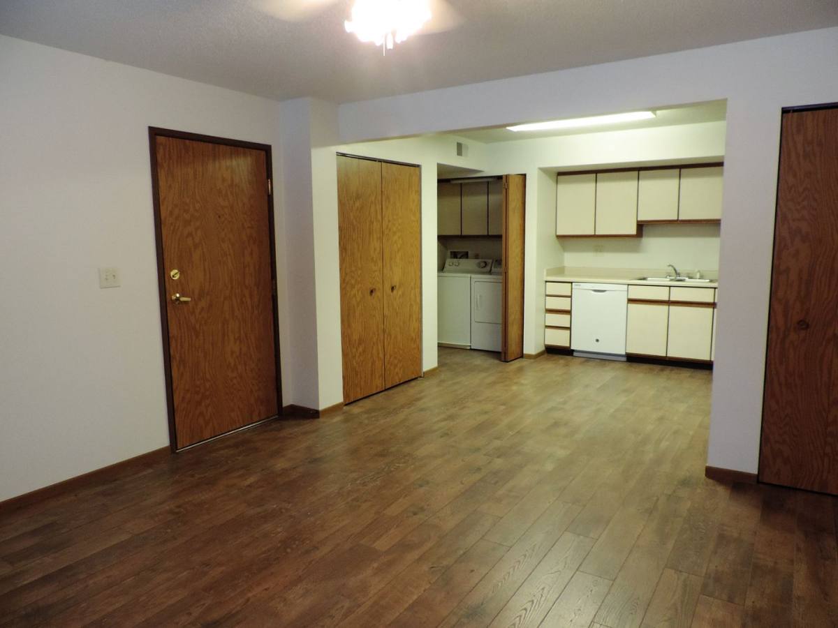 Apartment for rent at 457-479 S Scott Blvd, Iowa City, IA 52245