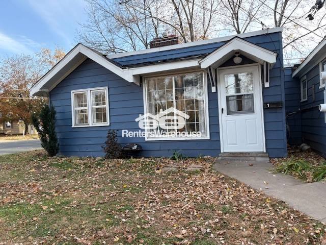 Apartment for rent at 305 1st Ave S #1, Bayport, MN 55003