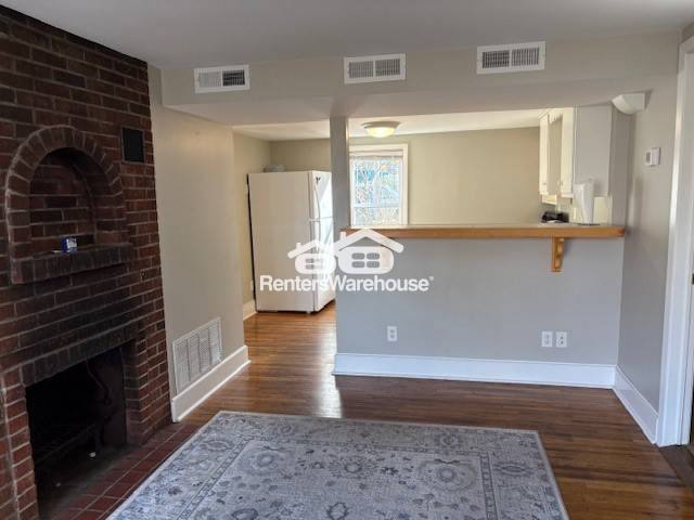 Apartment for rent at 305 1st Ave S #1, Bayport, MN 55003