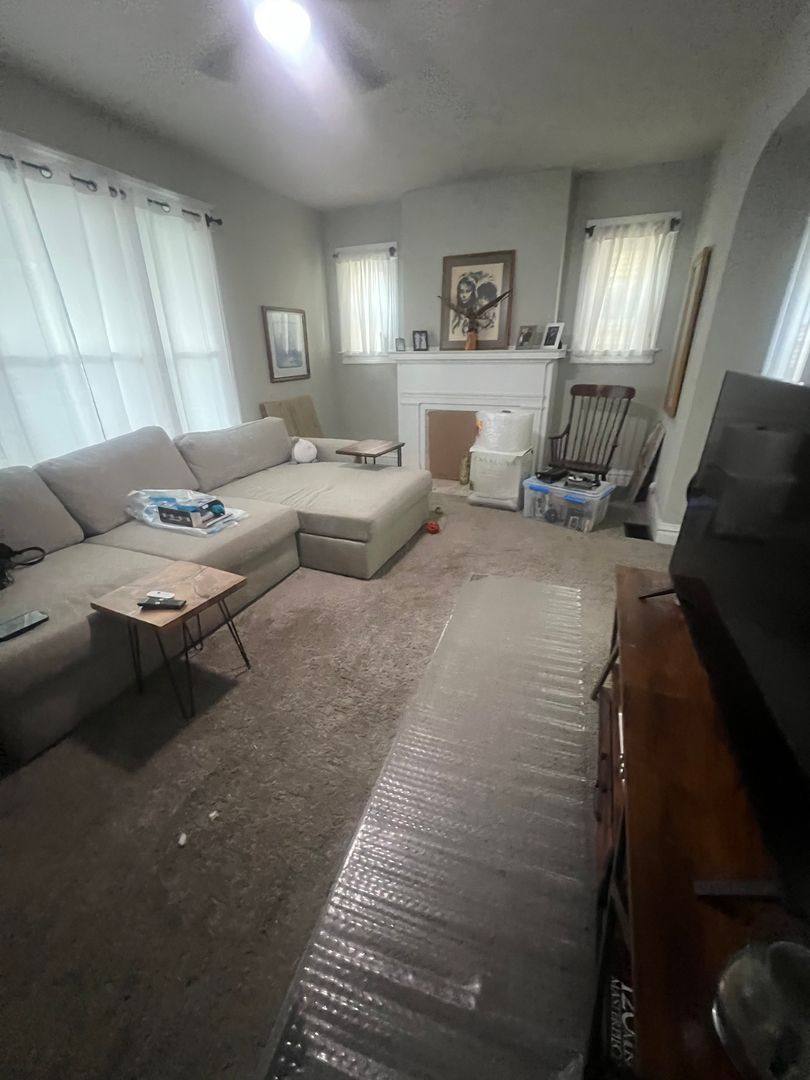 House for rent at 1329 S Holmes, Springfield, IL 62703
