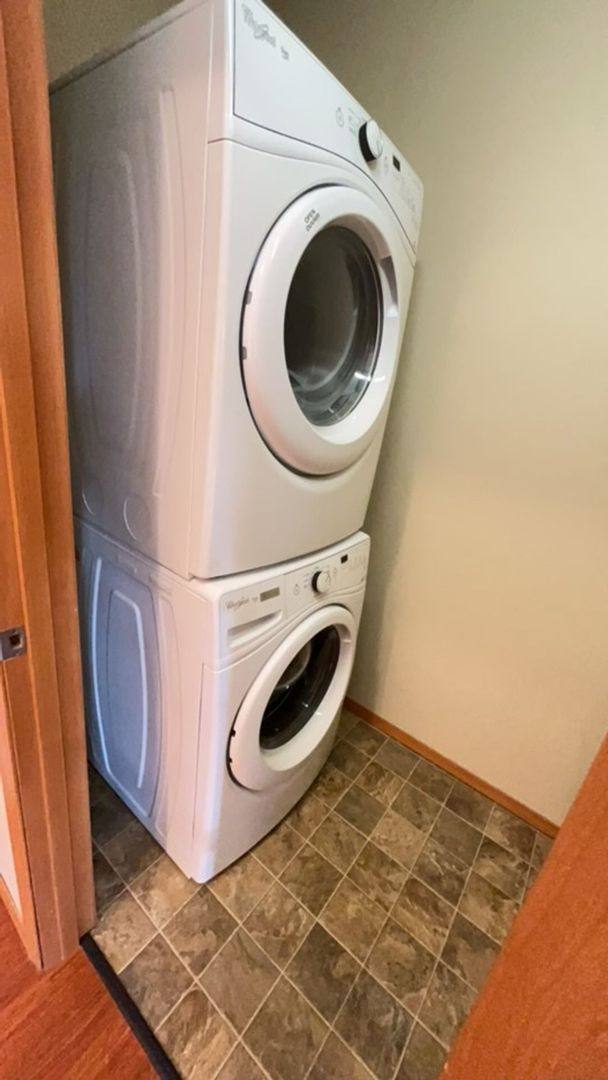 Apartment for rent at 12300 Ambaum Blvd SW, Seattle, WA 98146