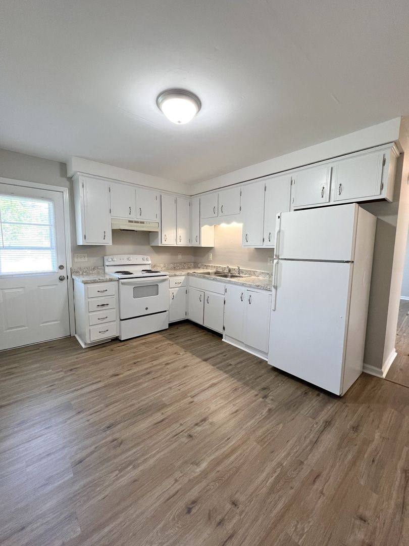 Apartment for rent at 707 Power St, Clarksville, TN 37042