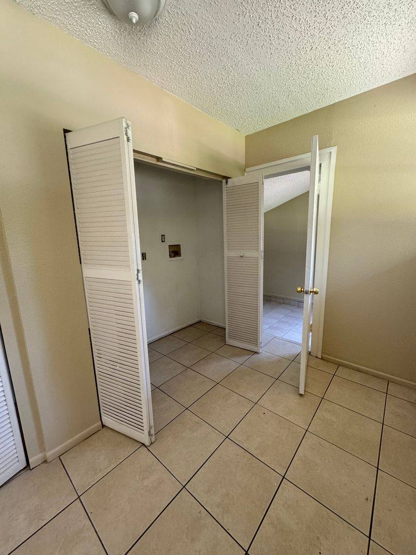 House for rent at 5049 Kingsbury St, Jacksonville, FL 32205