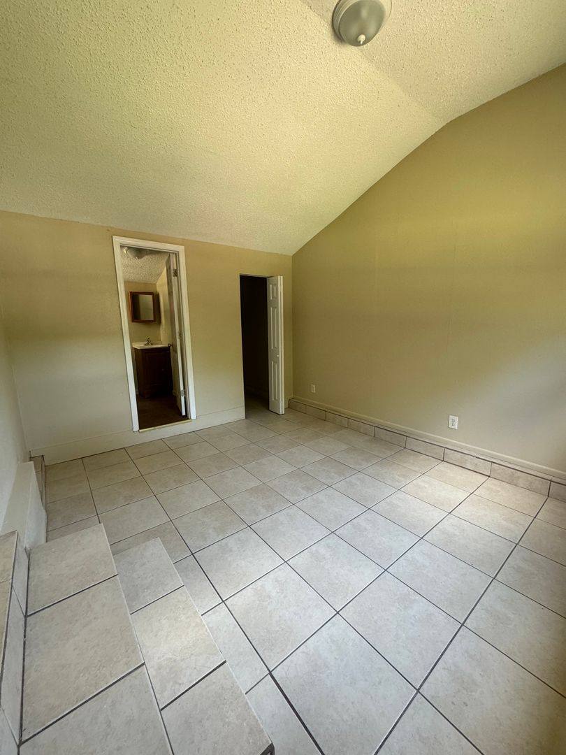 House for rent at 5049 Kingsbury St, Jacksonville, FL 32205