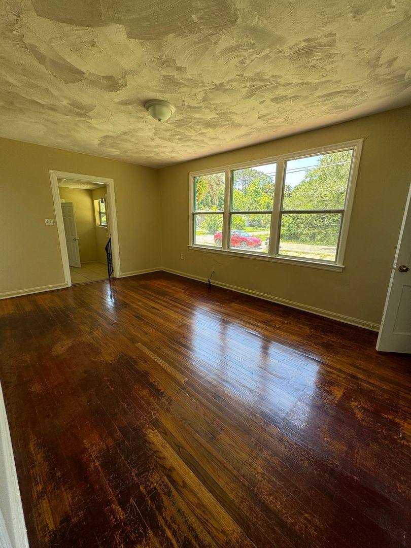 House for rent at 5049 Kingsbury St, Jacksonville, FL 32205