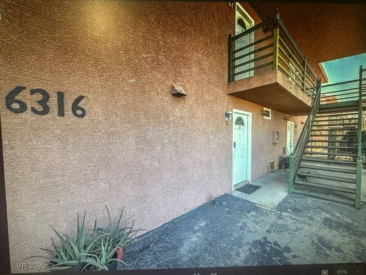 Apartment for rent at 6316 Casada Way, Las Vegas, NV 89107