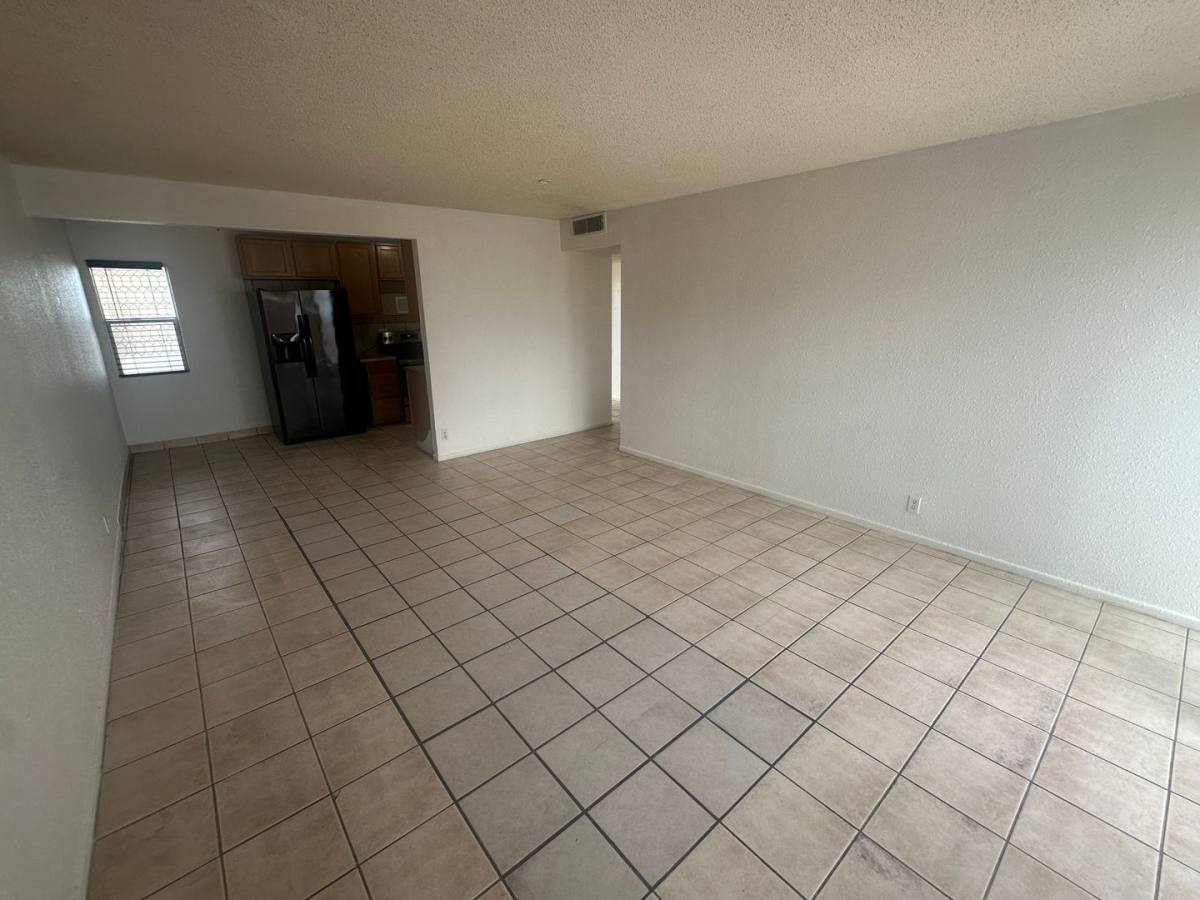 Apartment for rent at 6316 Casada Way, Las Vegas, NV 89107