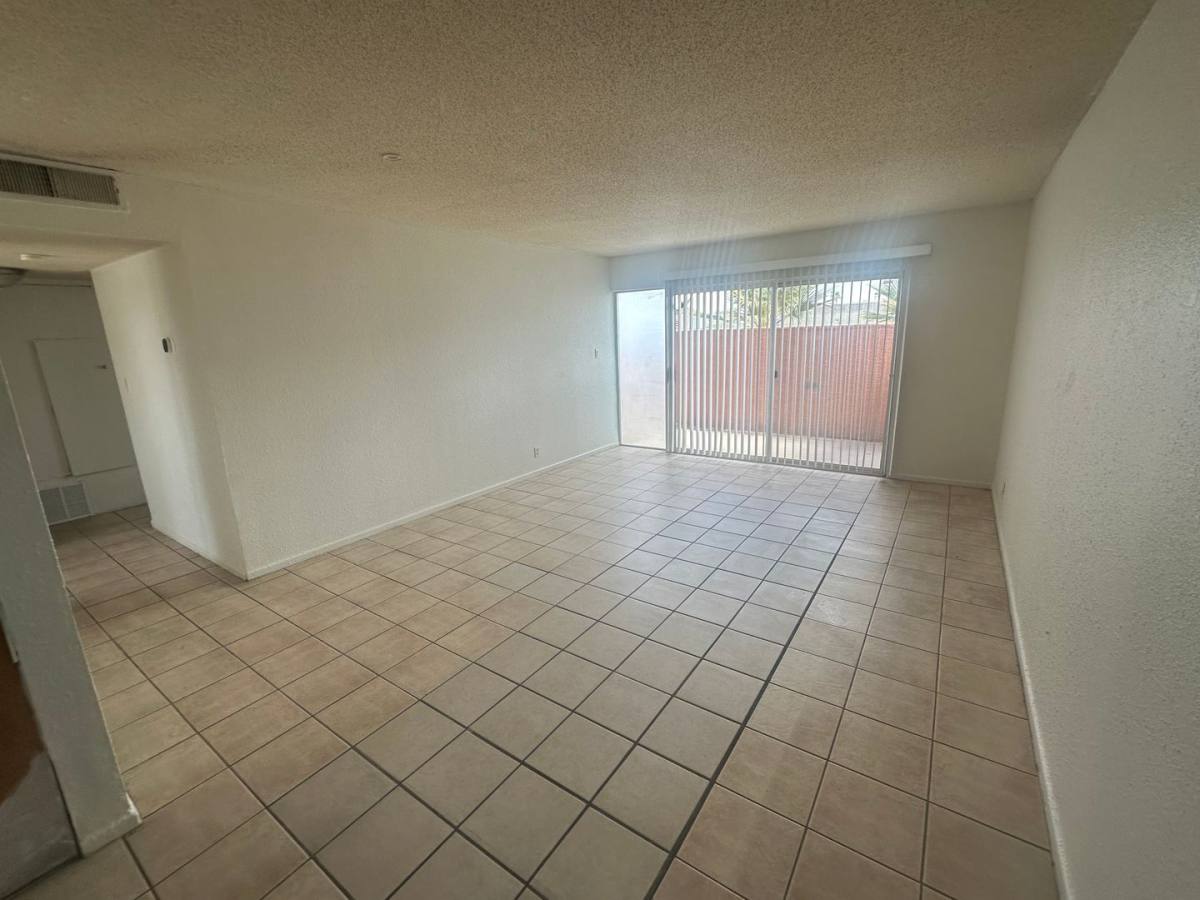 Apartment for rent at 6316 Casada Way, Las Vegas, NV 89107
