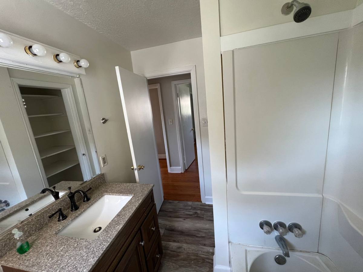 House for rent at 1302 Penley St, Salem, VA 24153