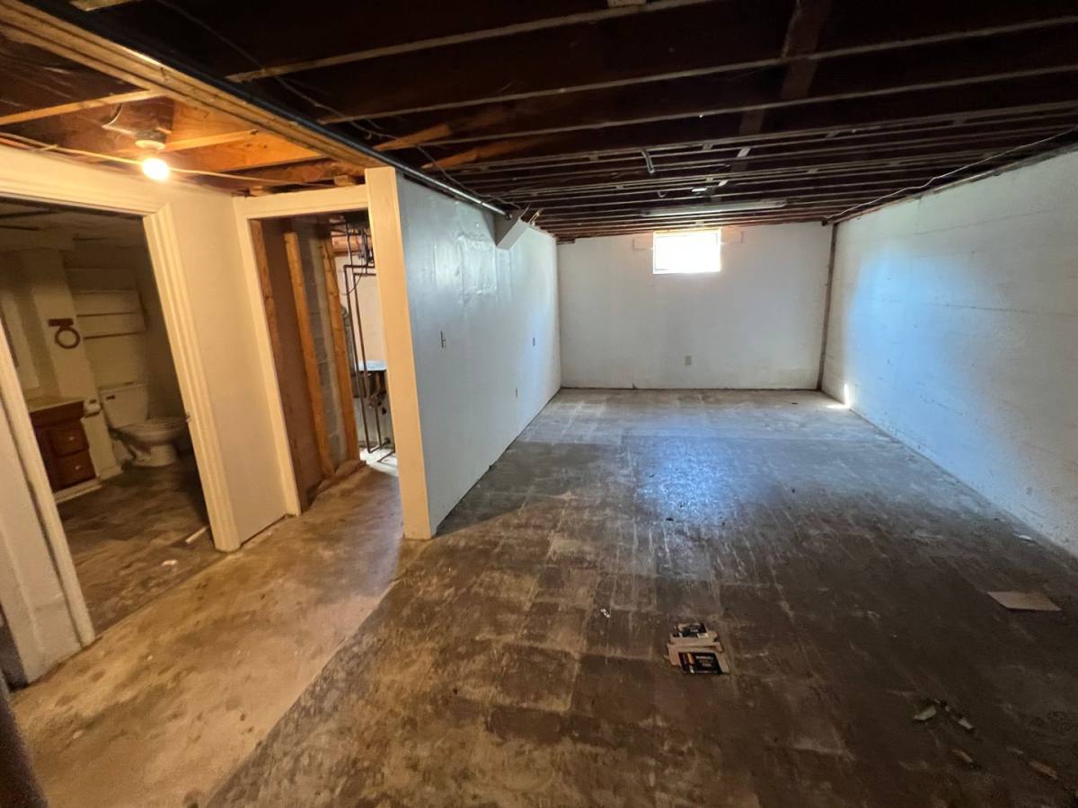 House for rent at 1302 Penley St, Salem, VA 24153