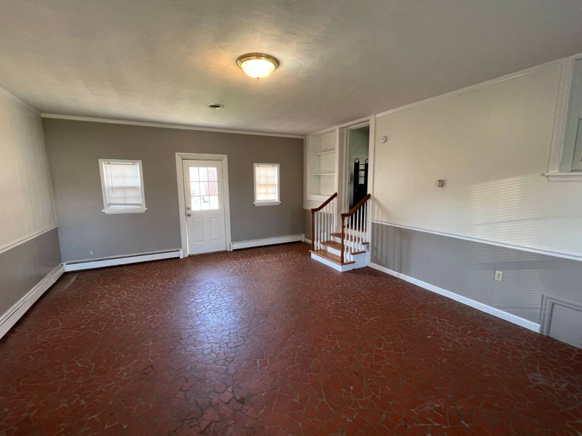 House for rent at 1302 Penley St, Salem, VA 24153