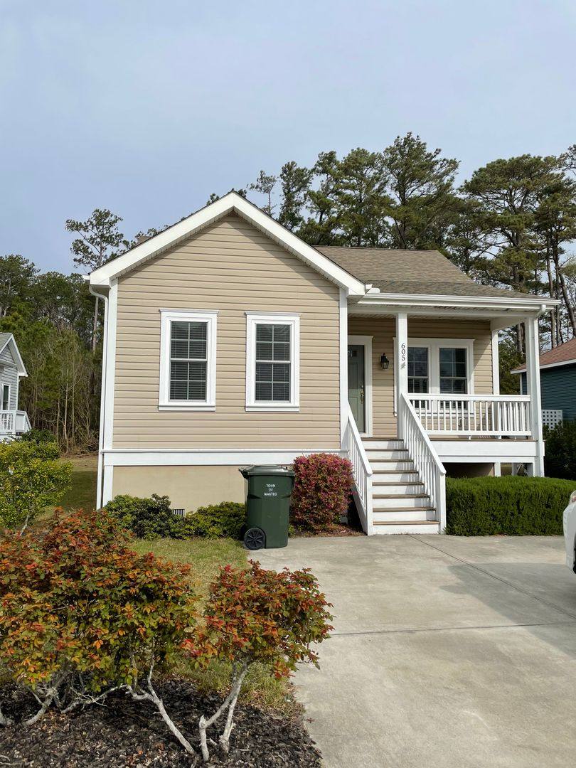 House for rent at 605 Viccars Lane, Manteo, NC 27954
