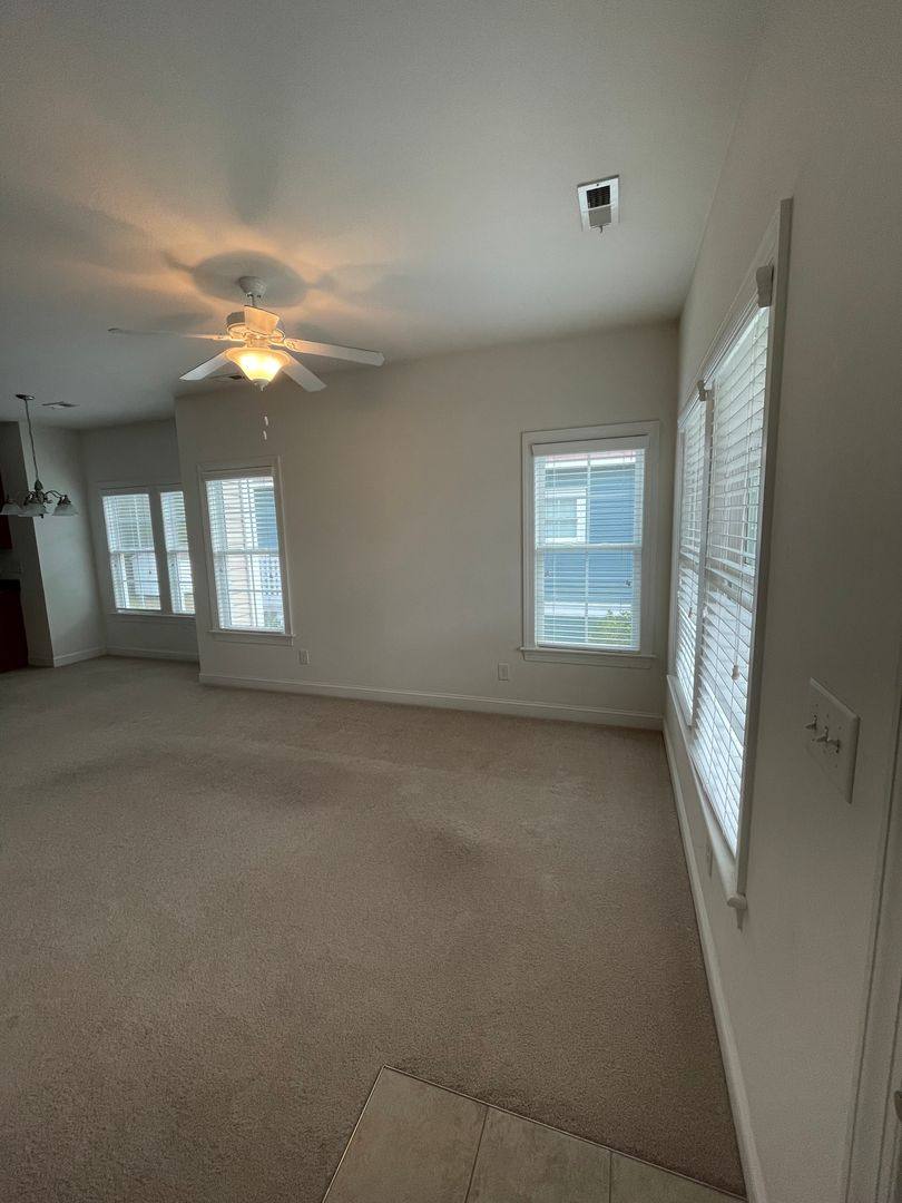 House for rent at 605 Viccars Lane, Manteo, NC 27954